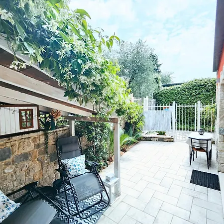 Rifugio Di Giusy, With Swimming Pool * Bardolino