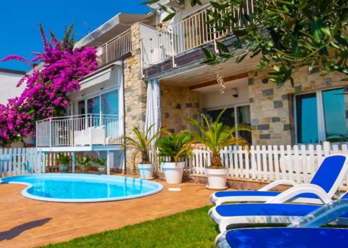 Rifugio Di Giusy, With Swimming Pool Apartment